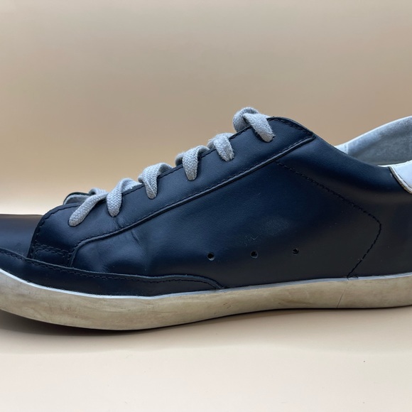 😍SOLD😍
Golden Goose Superstar Ladies Size 8 - Picture 5 of 6